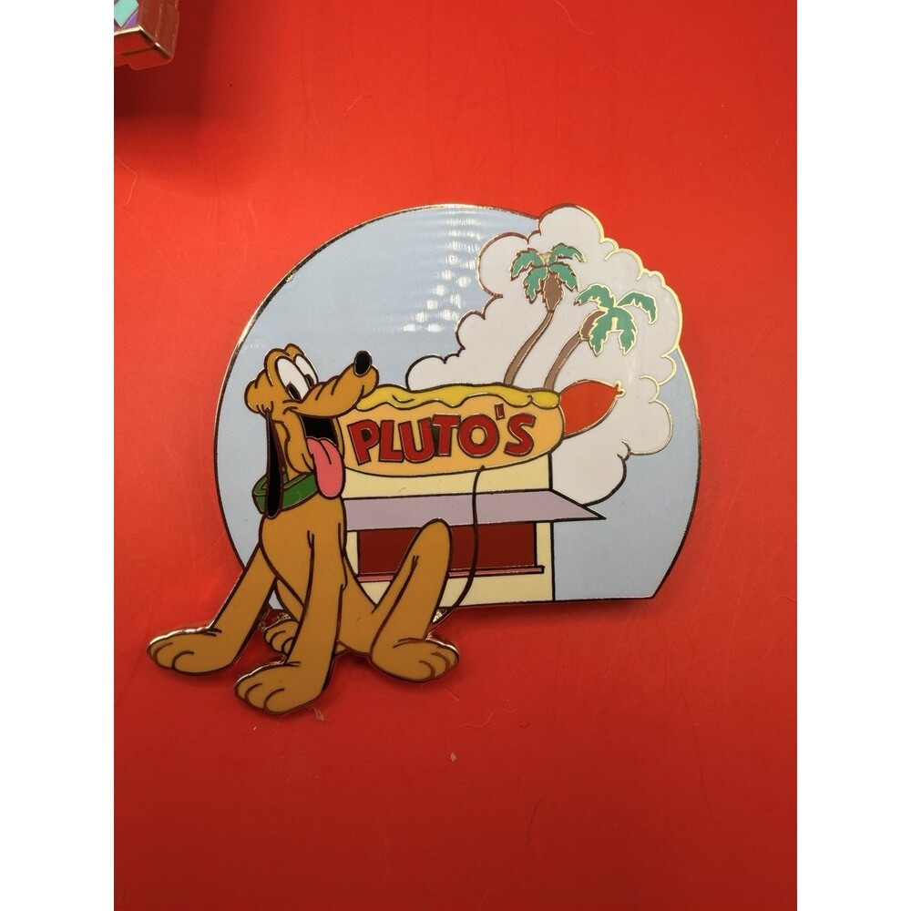 Disney Auctions Pin D.a. Pluto's Hot Dog Stand LE